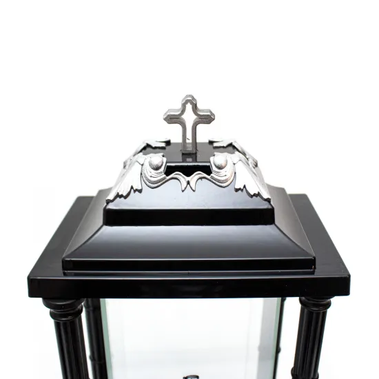 Znicz szklany latarnia czarny z krzyżem i ozdobnymi srebrnymi detalami