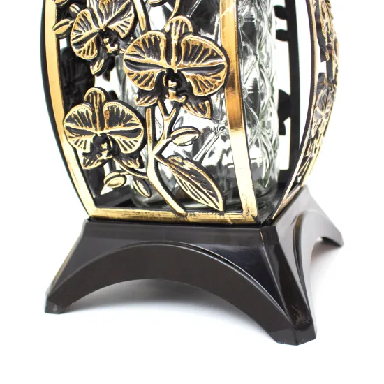 Elegancki ażurowy znicz ozdobny kapliczki znicz na cmentarz grób