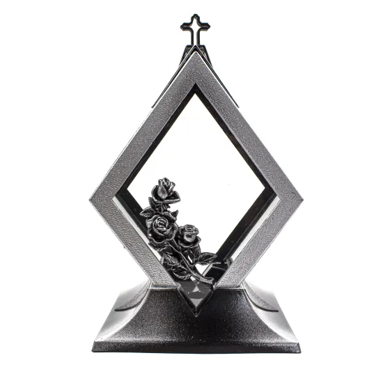 Zestaw 4 zniczy Kapliczka Rąb srebrny z krzyżem i srebrnymi detalami